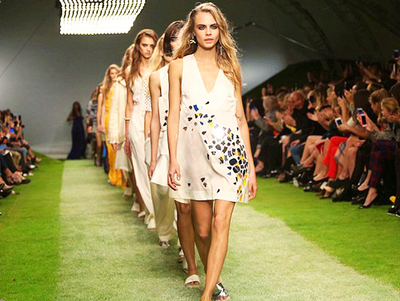 BACKSTAGE ACCESS TOPSHOP UNIQUE SS14
