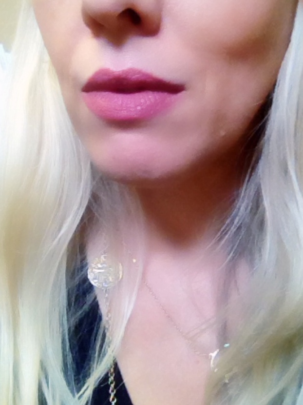 A New 3 Minute Make Up Routine with Estée Lauder