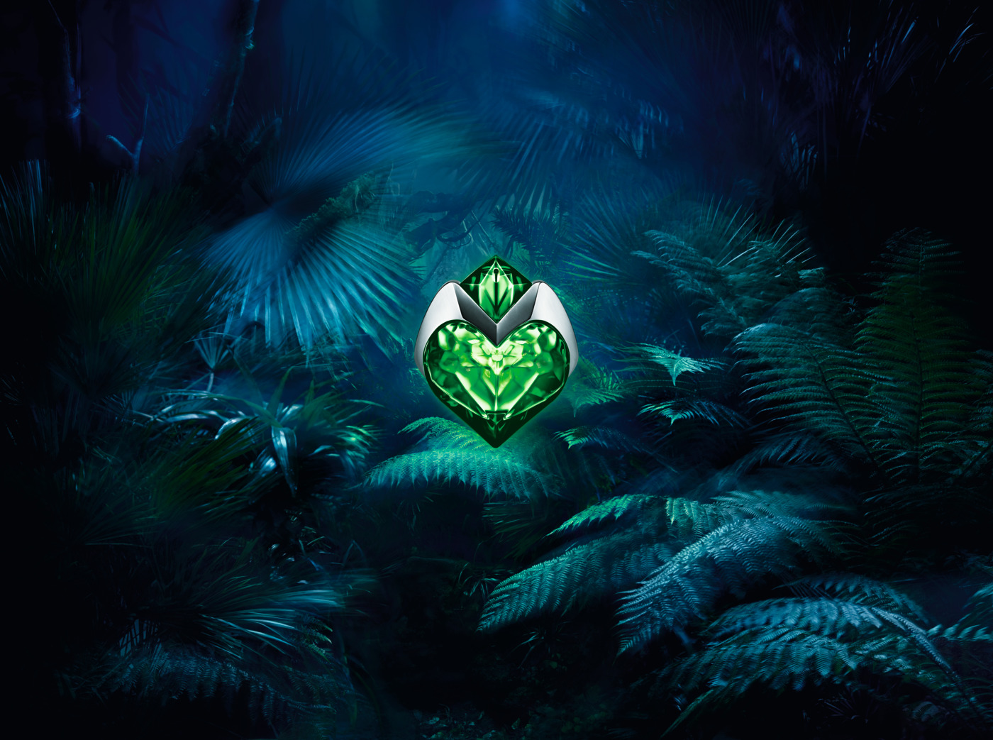 NEW PERFUME: AURA MUGLER